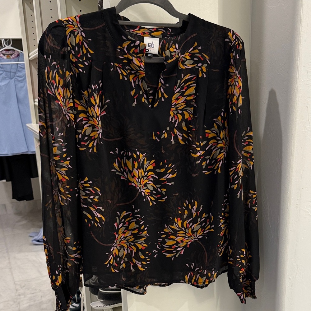 Cabi top